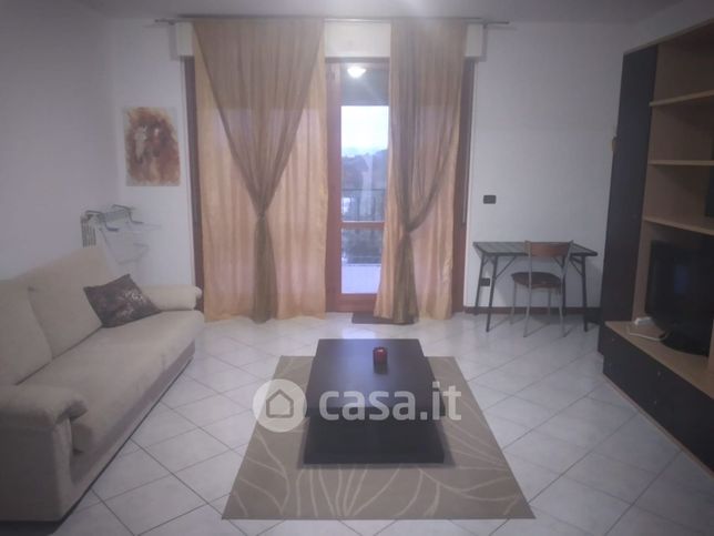 Appartamento in residenziale in Via G. Carducci