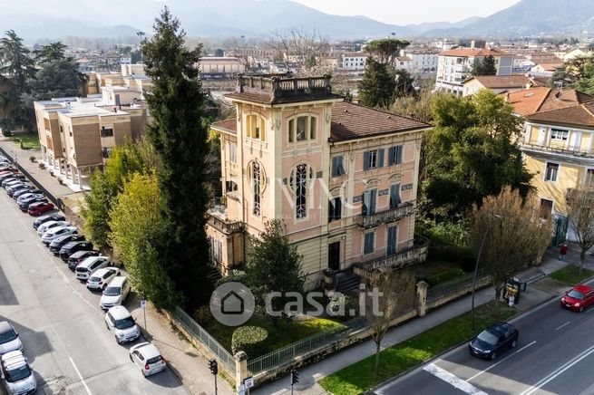 Appartamento in residenziale in Viale Giuseppe Giusti 331