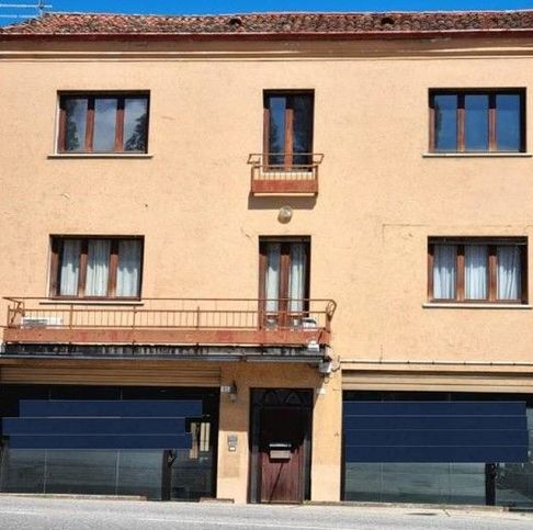 Appartamento in residenziale in Via Riviera del Brenta 93