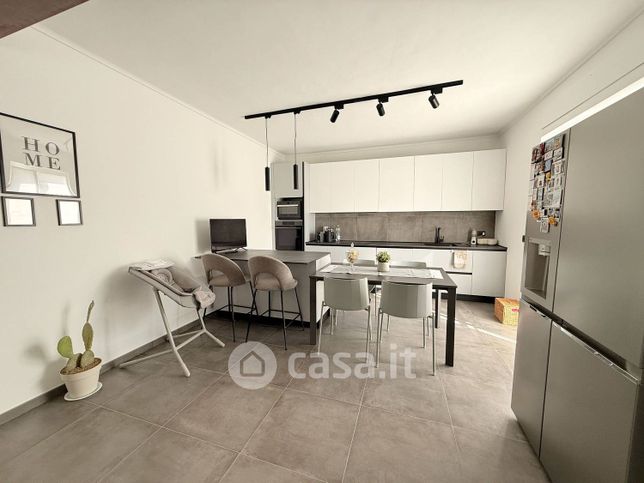 Villa in residenziale in Via Principe Amedeo 34