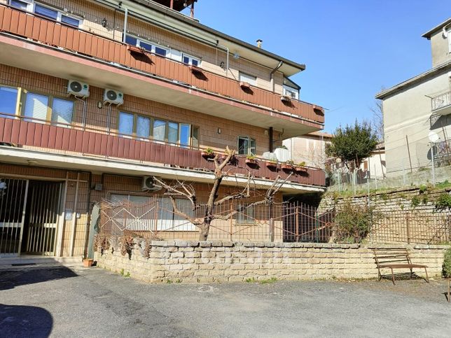 Appartamento in residenziale in Via Giulio II