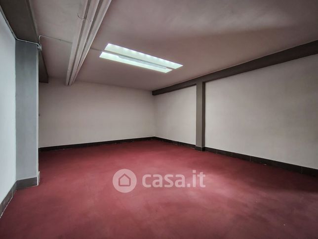 Box/posto auto in residenziale in Via Enrico Fermi 14