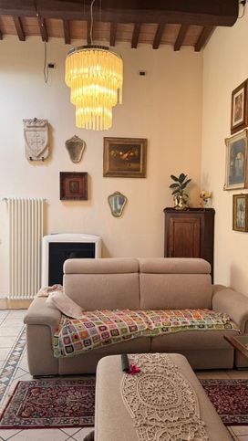 Casa indipendente in residenziale in Via del Bevilacqua 31