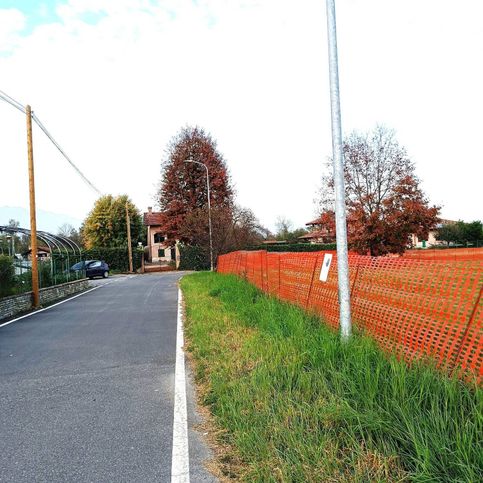 Terreno edificabile in residenziale in Via Ai Colli