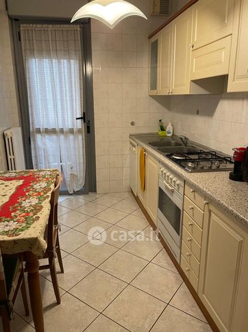 Appartamento in residenziale in Via Magnani