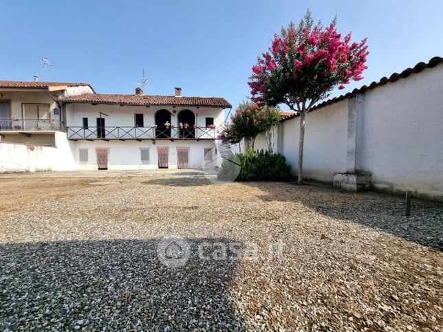 Casa indipendente in residenziale in Via P. Bosio 87