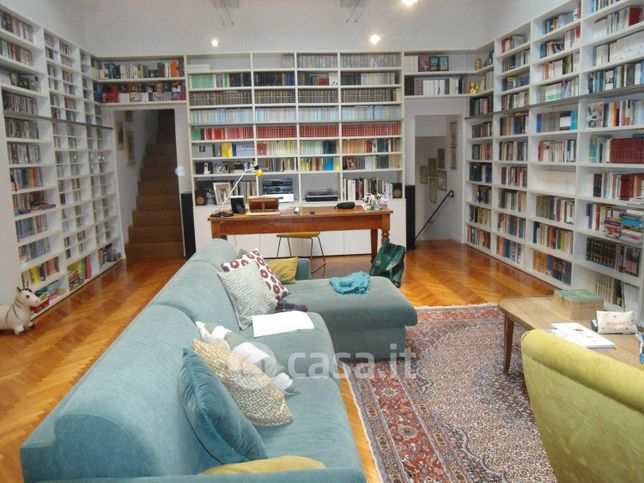 Appartamento in residenziale in Via Irnerio 38