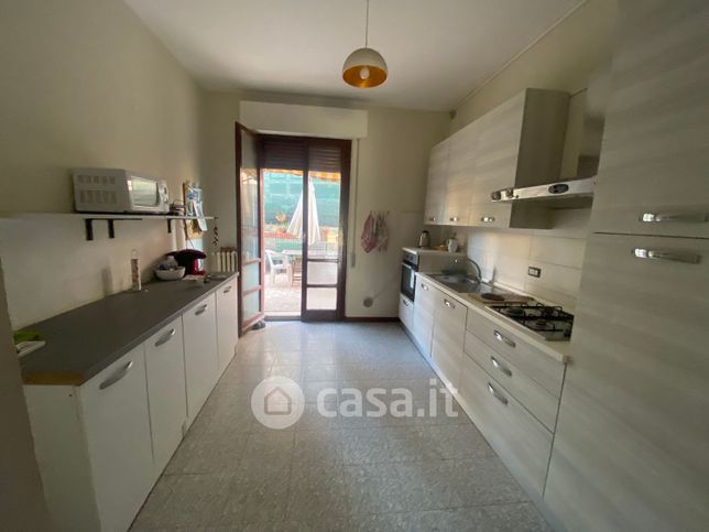 Appartamento in residenziale in Via Firenze 28