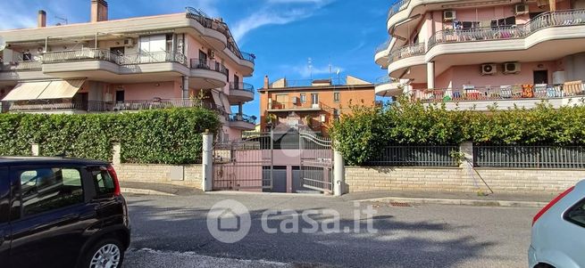 Garage/posto auto in residenziale in Via Francesco di Benedetto 204