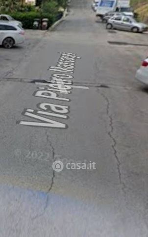 Capannone in commerciale in Via Pietro Mascagni