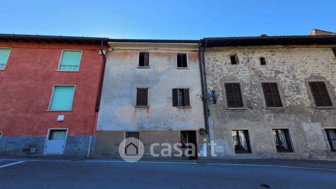 Casa indipendente in residenziale in Via Peia Bassa