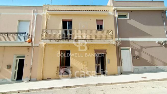 Casa indipendente in residenziale in Via Silvio Pellico 130
