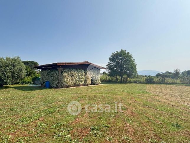 Terreno agricolo in commerciale in Strada Statale 3 51