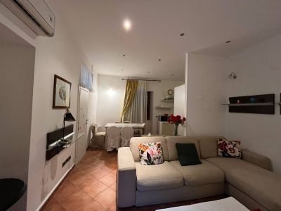 Appartamento in residenziale in Via Marina