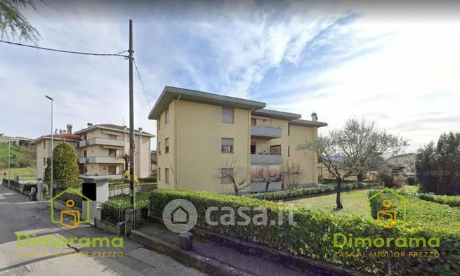 Appartamento in residenziale in Via Giotto 3