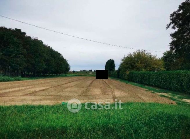 Terreno agricolo in commerciale in Via Crosara