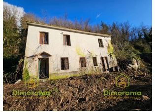 Terreno agricolo in commerciale in Viale Giovanni Pascoli