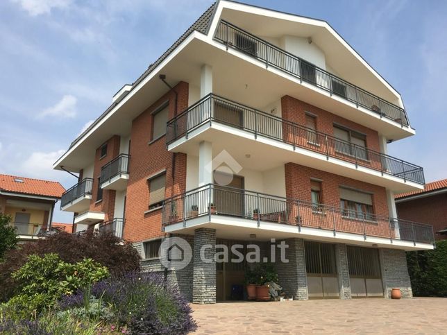 Appartamento in residenziale in Via Parrocchia 18