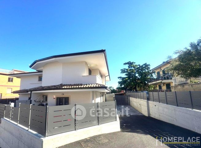 Villa in residenziale in Via Marmorelle 201