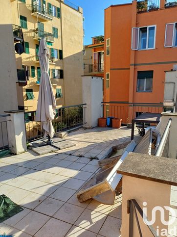 Appartamento in residenziale in Via Gabriele Rossetti 10