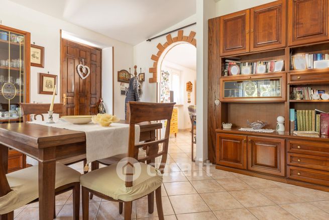 Villa in residenziale in Via Casapulla