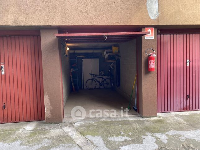 Garage/posto auto in residenziale in Via Walter Tobagi