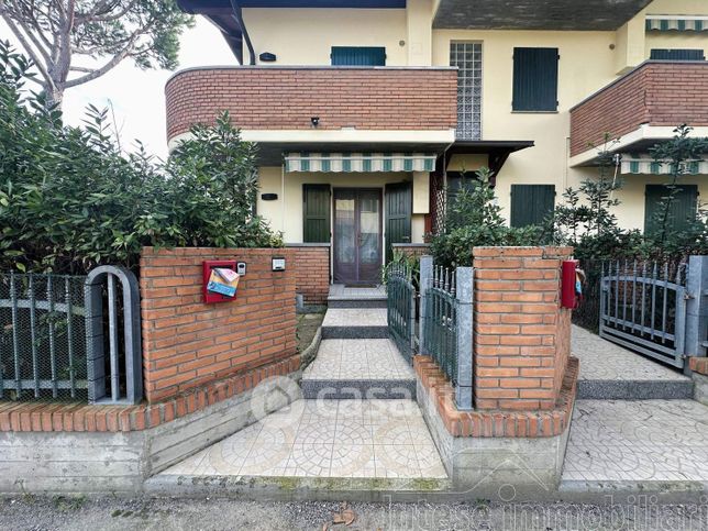 Appartamento in residenziale in Via Pinarella