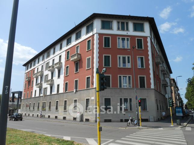 Appartamento in residenziale in Viale Tibaldi 74