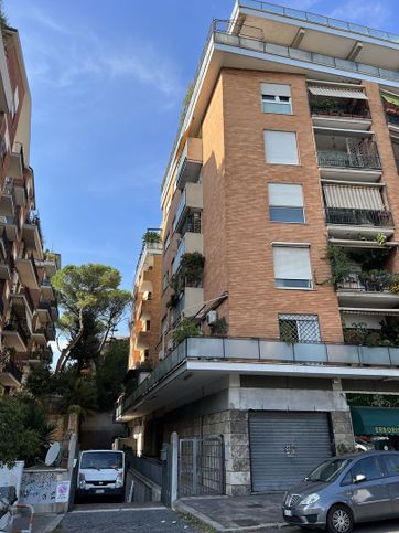 Appartamento in residenziale in Via Francesco Acri 44