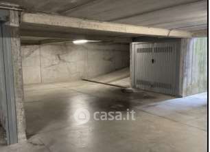 Box/posto auto in residenziale in Via Martiri della Libertà