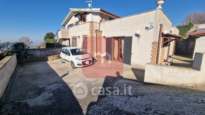Appartamento in residenziale in Via colle della cisterna