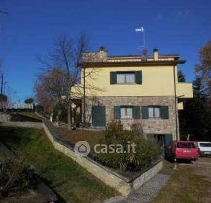 Casa indipendente in residenziale in Via Giacomo Puccini