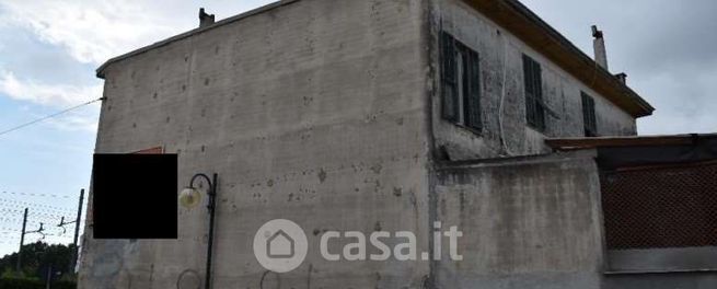 Appartamento in residenziale in Strada Statale 1 87