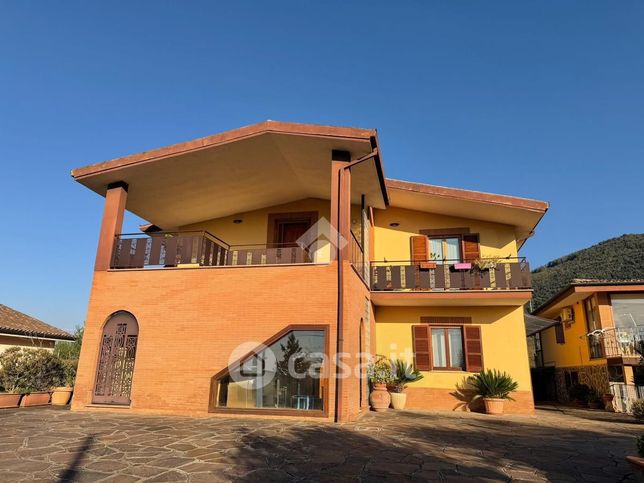 Appartamento in residenziale in Via Colle Bracchi 68