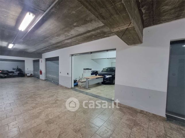 Garage/posto auto in residenziale in 