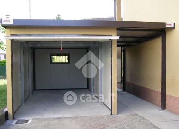 Garage/posto auto in residenziale in Viale Cricoli 32