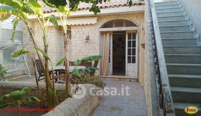 Casa indipendente in residenziale in Via Emilio Zola 47