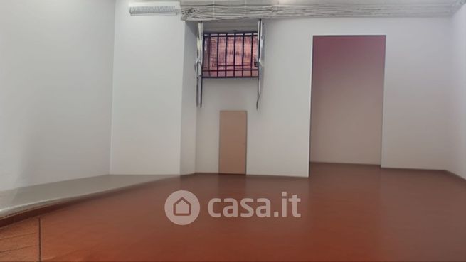 Ufficio in commerciale in Piazza Adriana