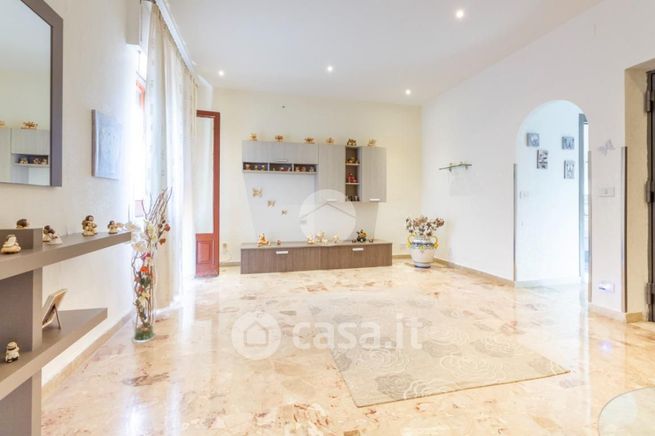 Appartamento in residenziale in Via Pietro Mascagni 28