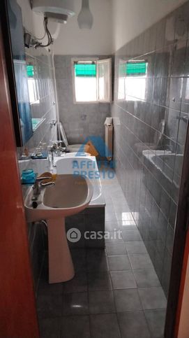 Casa bi/trifamiliare in residenziale in Via Roma 37