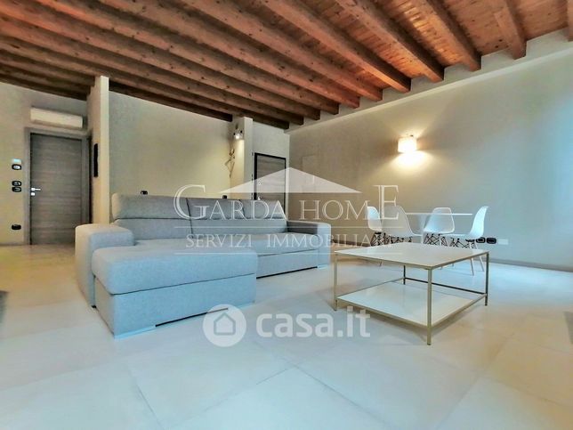 Appartamento in residenziale in Via Generale Achille Papa
