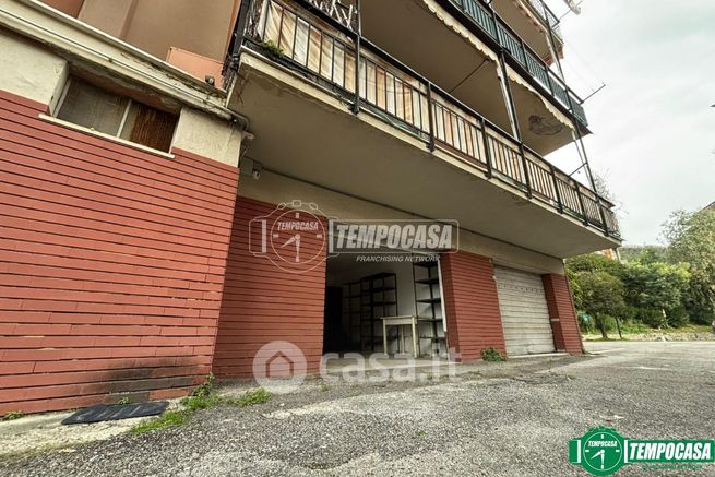 Box/posto auto in residenziale in Via Gozzano 26