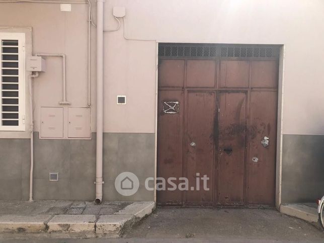 Garage/posto auto in residenziale in Via Piave