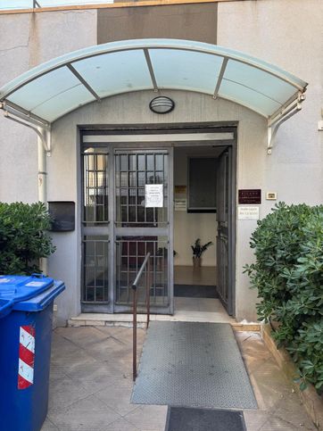 Ufficio in commerciale in Via Papa Giovanni XXIII