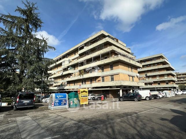 Appartamento in residenziale in Via Vincenzo Monti 32