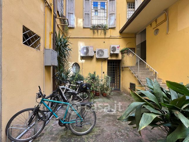 Ufficio in commerciale in Via dell'Abbadia 4 b