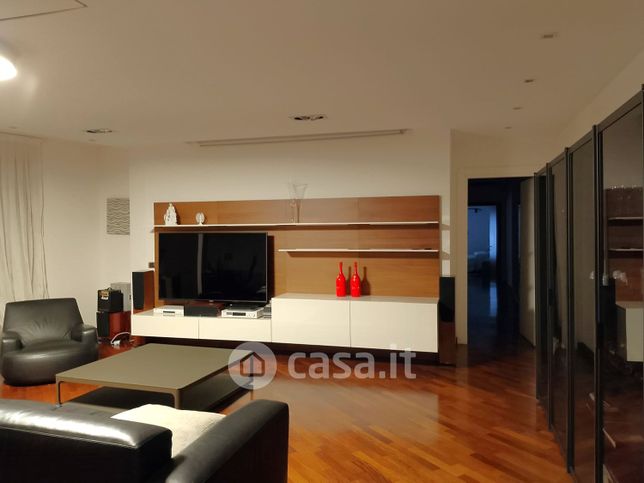 Appartamento in residenziale in Corso Cornelio Tacito