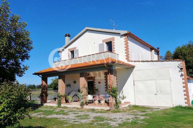Rustico/casale in residenziale in Strada Comunale di Piatto Lavato