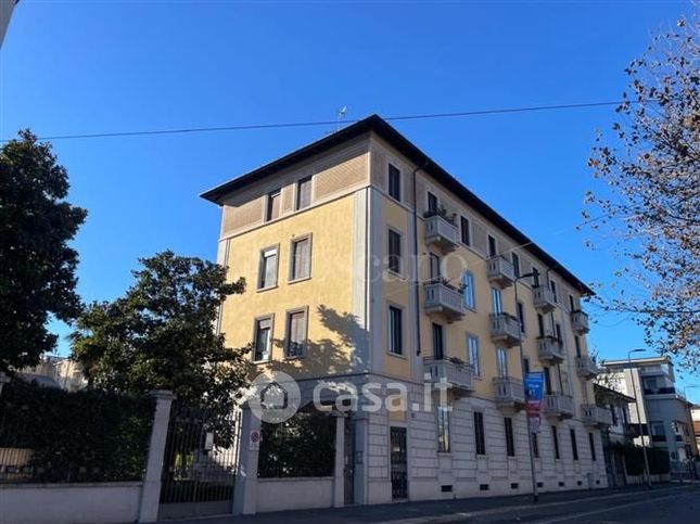 Appartamento in residenziale in Viale Marche