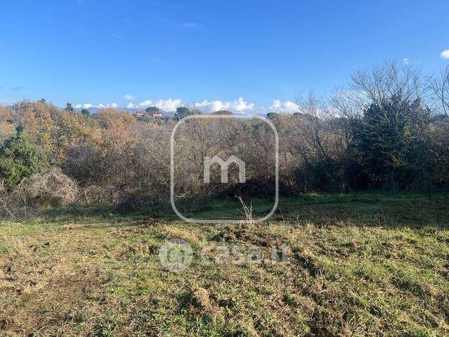 Terreno agricolo in commerciale in Via Colle Mozzo